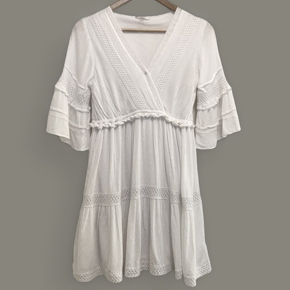 White Babydoll Boho Ruffle Tiered Mini Dress Crochet Lace Bell Sleeves | Size M - Picture 1 of 10